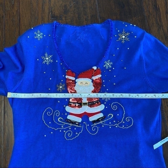 Santa Ugly/Cute Christmas V-Neck Sweater - Picture 13 of 16